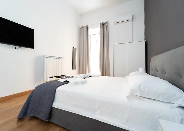 Smart Rent Nel Cuore Di 1 Da Letto Сasa de vacaciones Nápoles